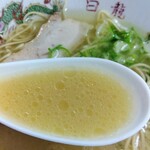 白龍ラーメン - スープ