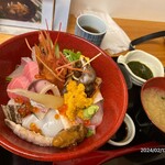 塩竈市場食堂 - 塩釜贅沢海鮮丼　3600円