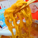 山水ラーメン - 味噌らーめん　６００円（税込）の麺のアップ【２０２３年２月】