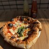 Pizzeria Carlino's - 料理写真:マルゲリータ