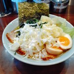 金八家 - チャーシューメン+ねぎ+キャベツ+味付たまご