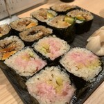 Sushi Sake Saka Na Sugitama - 中太巻き寿司（ねぎまぐろ、うな玉、穴きゅう）
