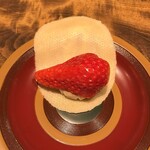 温石 - あきひめを載せて押しつけます