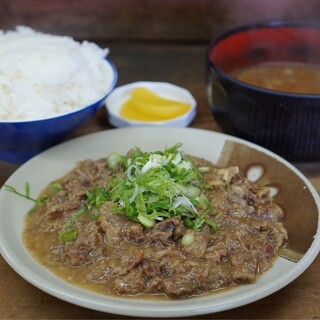 味のお福 - 料理写真:どて焼き定食、ご飯中盛。