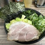 武道家 龍 - 野菜爆弾ラーメン　1,100円