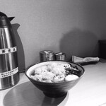 そばの神田東一屋 - #アー写っぽく撮るとこうなる。