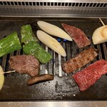 梨花苑 - 焼き野菜も頼みましたが、長ネギも甘くて美味しい！