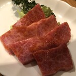 炭火焼肉 味楽亭 - 