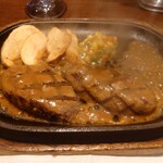 Alcazar - 炭焼ハンバーグ200g：1,780円+税