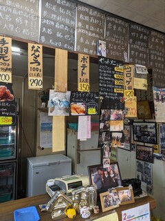 からあげ 大吉 - 高校の近所なので平日の下校時間は学生さんで一杯