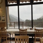 道の駅 マキノ追坂峠 - 絶景のはずが　曇雪
