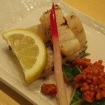 Sakae Sushi - たいらぎ貝の炙り