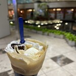 Dipper Dan - 料理写真:こってり生クリーム×チョコ(；´Д｀)