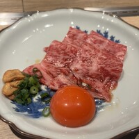 和牛料理 一石三鳥 - サーロインユッケ