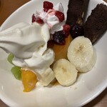 ガスト - アイスも 乗せちゃいました⟡.·更に絶品(* 'ᵕ' )☆♥️