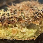 Moegi - ふかふかで美味しさをのつまった生地にのけぞる
      底と表面はカリカリに
      中はふかふか
      終始やさしい味にღˇᴗˇ)｡ほっこりするやん