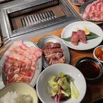 Jukusei Yakiniku Nikugen - 