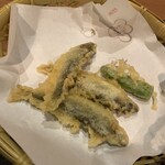 酒菜 四万十 - あゆ唐揚げ、苦味がまた良い