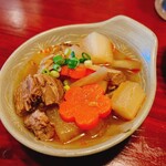 仙台牛タンと博多野菜巻き串の店 大舌賛 - 牛タンの煮込み(お通し)