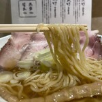 Kiyo - 淡竹の細麺。美味しいのはスープだけじゃない！