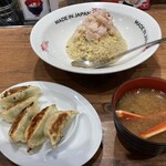 MADE IN JAPAN かにチャーハンの店 - 