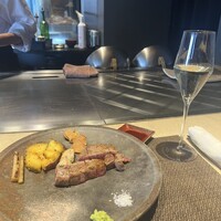 ニュー松坂 難波御堂筋店 - 