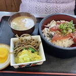 おせんや - マグロの漬け丼