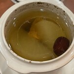 上海麺館 - 大根とスペアリブのスープ