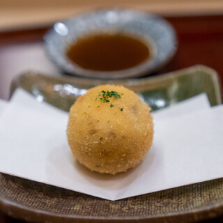 Sushi Takahashi - ズワイ蟹の蟹クリームコロッケ