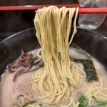元祖山笠ラーメン 〆 - 麺(硬め)