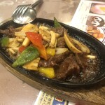 中国料理 敦煌 - 国産牛の黒胡椒炒め