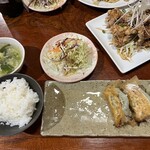 中華料理 餃子小屋 - 