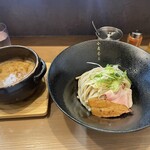 小麦と焼きあご すぐれ - 