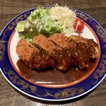 とっくり - 和牛メンチカツ。