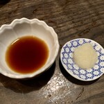 とっくり - 近江牛タタキの味変用にんにくおろし。