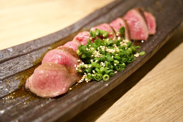 牛タンページ 数量限定】最高級A5ランク仙台牛×極上仙台牛タン「たん助肉