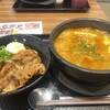 カルビ丼とスン豆腐専門店 韓丼 四日市インター店