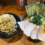 ラーメン 末廣家 - 