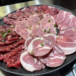 和牛食べ放題専門店 個室完備 焼肉サムライ - 