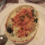 ビストロ・ダルブル - キノコとスモークサーモンのグラタン