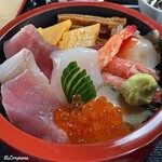 きん寿司 - ちらし寿司(中)