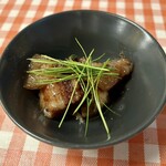 ダ チェンチノ - お通し　豚肉の煮込み