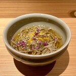 好日 - お口直し　手打ち蕎麦　大根おろし　柚子