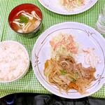 Kicchin Koatto - 日替わり（牛肉と野菜炒め）定食。¥850。