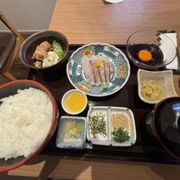 和食日和 おさけと 神保町 - 宇和島流鯛めし膳　ライス大盛りで1800円