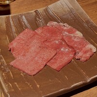 和牛とタン 焼肉 とみ 新橋本店 - 
