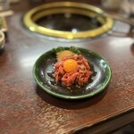 天晴 - ユッケ(ランプ) 850円