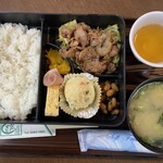 Naka moto - 日替り弁当（豚肉しょうが焼）720円