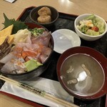 Kamogawa Kou Toto Gumi - 海鮮丼定食で