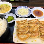 Abenomimmin - 餃子定食